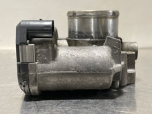 Load image into Gallery viewer, Throttle Body Ford Fiesta 2016 - NW468274
