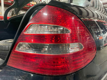 Load image into Gallery viewer, TAIL LIGHT LAMP ASSEMBLY E350 E320 E500 E55 03 04 05 06 Right - NW468735
