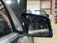 Load image into Gallery viewer, SIDE VIEW DOOR MIRROR C250 C300 C350 C63 12 13 14 Right - NW468434
