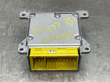 Load image into Gallery viewer, AIR BAG CONTROL MODULE COMPUTER C250 C300 C350 C63 12 13 14 - NW468395
