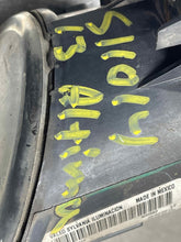 Load image into Gallery viewer, Fog Light Sentra Maxima Rogue 2007 07 2008 08 2009 09 10 11 12 13 Right - NW469144
