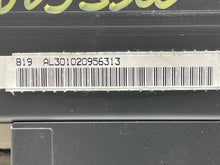 Load image into Gallery viewer, CD Changer Mercedes S430 S500 S600 S55 2003 03 - NW469286
