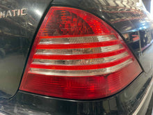 Load image into Gallery viewer, TAIL LIGHT LAMP ASSEMBLY S350 S430 S500 S55 S600 S65 SL500 03-06 Right - NW469372
