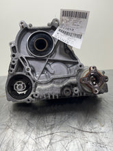 Load image into Gallery viewer, TRANSFER CASE 535i 535i Gt 550i 550i Gt 750 HYBRID 750i 750il B7 10-12 - NW469360
