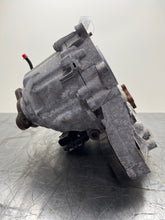 Load image into Gallery viewer, TRANSFER CASE 535i 535i Gt 550i 550i Gt 750 HYBRID 750i 750il B7 10-12 - NW469360
