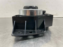 Load image into Gallery viewer, FRONT TEMPERATURE CONTROLS Land Rover LR2 13 14 15 - NW469553

