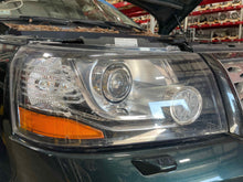 Load image into Gallery viewer, Headlight Lamp Assembly Land Rover LR2 2015 - NW469558
