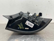 Load image into Gallery viewer, TAIL LIGHT LAMP ASSEMBLY Land Rover LR2 13 14 15 Left - NW469648
