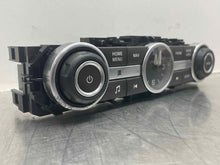 Load image into Gallery viewer, Radio Land Rover LR2 2015 - NW469615
