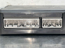 Load image into Gallery viewer, BODY CONTROL MODULE COMPUTER LR2 Range Rover Sport 2010-2015 - NW469482
