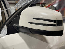 Load image into Gallery viewer, SIDE VIEW DOOR MIRROR Gl350 Gl450 Gl550 GL63 AMG ML350 12-16 Left - NW469770
