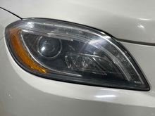 Load image into Gallery viewer, HEADLIGHT LAMP ASSEMBLY ML350 ML450 ML550 ML63 12 13 14 15 Right - NW469870
