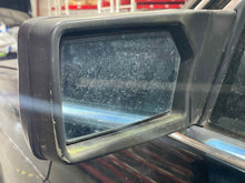 Load image into Gallery viewer, SIDE VIEW MIRROR MERCEDES 300D 560 1981 - 1991 Left - NW469772
