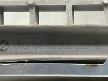 Load image into Gallery viewer, GRILL Mercedes 300D 300E 420 560SEL 86 87 88 89 90 91 - NW469863
