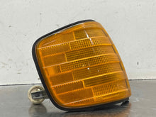 Load image into Gallery viewer, PARKLAMP Mercedes 300D 380SE 500SEL 81 - 91 Right - NW469828
