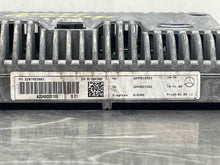 Load image into Gallery viewer, INFO-GPS SCREEN C250 C300 C350 C63 Gl350 Gl450 Gl550 GL63 AMG 12-16 - NW469878
