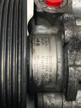 Load image into Gallery viewer, POWER STEERING PUMP C250 C300 C350 C63 12 13 14 15 - NW469996

