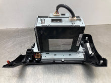 Load image into Gallery viewer, Radio Honda Fit 2009 09 2010 10 AM FM CD MP3 - NW472637
