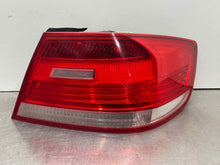 Load image into Gallery viewer, OUTER TAIL LIGHT LAMP BMW 328i 335i M3 07 08 09 10 Right - NW470921
