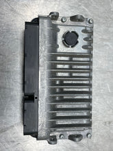 Load image into Gallery viewer, ECU ECM COMPUTER Toyota Rav4 2015 15 - NW470642
