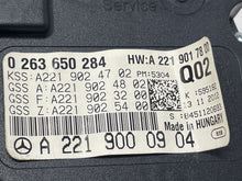 Load image into Gallery viewer, Speedometer Cluster  MERCEDES S-CLASS 2013 - NW470891
