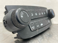 Load image into Gallery viewer, TEMPERATURE CONTROLS Honda CR-V 2007 07 2008 08 2009 09 - NW471175
