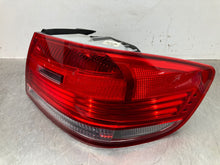Load image into Gallery viewer, OUTER TAIL LIGHT LAMP BMW 328i 335i M3 07 08 09 10 Right - NW471301
