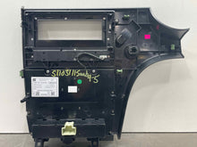 Load image into Gallery viewer, Radio  SAAB 9-5 2011 - NW471241
