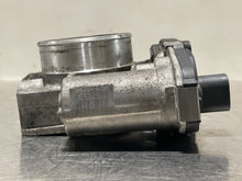 Load image into Gallery viewer, Throttle Body  SAAB 9-5 2011 - NW471298
