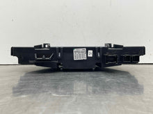 Load image into Gallery viewer, FRONT TEMPERATURE CONTROLS S400 S450 Cdn S550 S600 S63 S65 07-11 - NW471606

