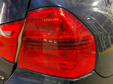 Load image into Gallery viewer, OUTER TAIL LIGHT LAMP BMW 323i 328i 335i M3 09 10 11 Right - NW471767
