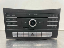 Load image into Gallery viewer, Radio  MERCEDES E-CLASS 2016 - NW471689
