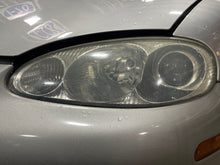 Load image into Gallery viewer, Headlight Lamp Assembly  MAZDA MX-5 MIATA 2003 - NW471608
