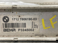 Load image into Gallery viewer, RADIATOR 535i 535i Gt 550i 550i Gt 640I 650i 740i 740il 750i 10-17 AT - NW527185
