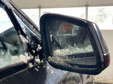 Load image into Gallery viewer, SIDE VIEW DOOR MIRROR 740i 740il 750 HYBRID 750i 750il 760li 10-12 Right - NW471479
