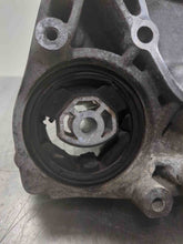 Load image into Gallery viewer, TRANSFER CASE 535i 535i Gt 550i 550i Gt 750 HYBRID 750i 750il B7 10-12 - NW471764
