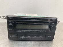 Load image into Gallery viewer, RADIO Toyota Matrix 2004 04 2005 05 2006 06 2007 07 2008 08 - NW472175
