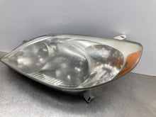 Load image into Gallery viewer, HEADLIGHT LAMP ASSEMBLY Toyota Matrix 03 04 05 06 07 08 Left - NW472097
