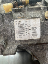 Load image into Gallery viewer, TRANSMISSION Vibe Matrix 04 05 06 07 08 FWD VIN 8 - NW472264
