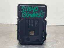 Load image into Gallery viewer, ABS Pump Hyundai Genesis 2013 - NW471860
