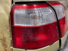 Load image into Gallery viewer, OUTER TAIL LIGHT LAMP Subaru Forester 2001 01 2002 02 Left - NW472715
