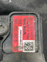 Load image into Gallery viewer, INTERCOOLER Volvo S60 XC60 2012 12 2013 13 2014 14 2015 15 - NW472571
