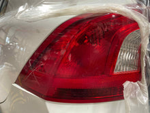 Load image into Gallery viewer, OUTER TAIL LIGHT LAMP Volvo S60 XC60 11 12 13 14 15 Left - NW472723
