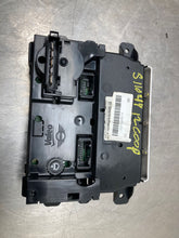 Load image into Gallery viewer, TEMPERATURE CONTROLS Cooper Clubman Countryman 11 12 13 14 - NW472559
