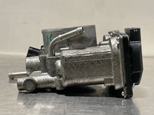 Load image into Gallery viewer, THROTTLE BODY Impreza Legacy 06 - 08 w/o turbo - NW472712
