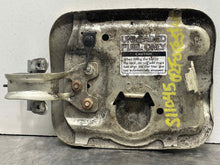 Load image into Gallery viewer, Gas Fuel Filler Lid Door Subaru Forester 2002 - NW479265
