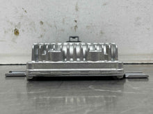 Load image into Gallery viewer, FUEL PUMP CONTROL MODULE COMPUTER Evoque LR2 LR4 Range Rover Sport 10-16 - NW472916
