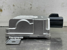 Load image into Gallery viewer, FUEL PUMP CONTROL MODULE COMPUTER Evoque LR2 LR4 Range Rover Sport 10-16 - NW472916

