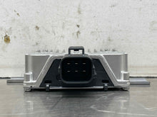 Load image into Gallery viewer, FUEL PUMP CONTROL MODULE COMPUTER Evoque LR2 LR4 Range Rover Sport 10-16 - NW472916
