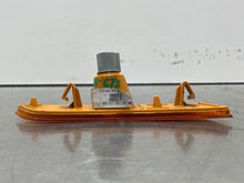 Load image into Gallery viewer, SIDE MARKER LAMP LIGHT ATS CTS Camaro 14-20 Bumper Mounted Right - NW473131
